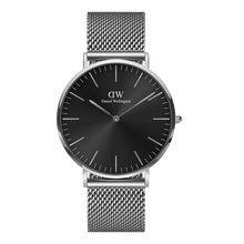 Load image into Gallery viewer, Classic 40 Sterling Silver &amp; Onyx Watch