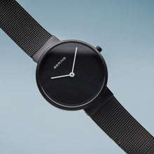 Load image into Gallery viewer, Bering Classic Matt Black Mesh Watch