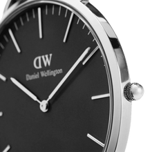 Load image into Gallery viewer, Classic 40 Sheffield Silver &amp; Black Watch