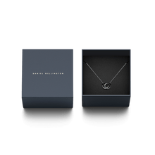 Load image into Gallery viewer, Elan Unity Necklace Siver