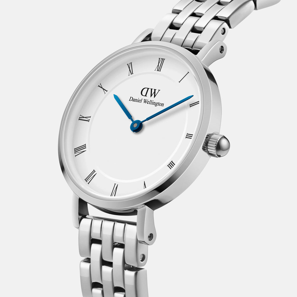 Daniel Wellington Petite Roman Numerals 28 5-Link S White Watch