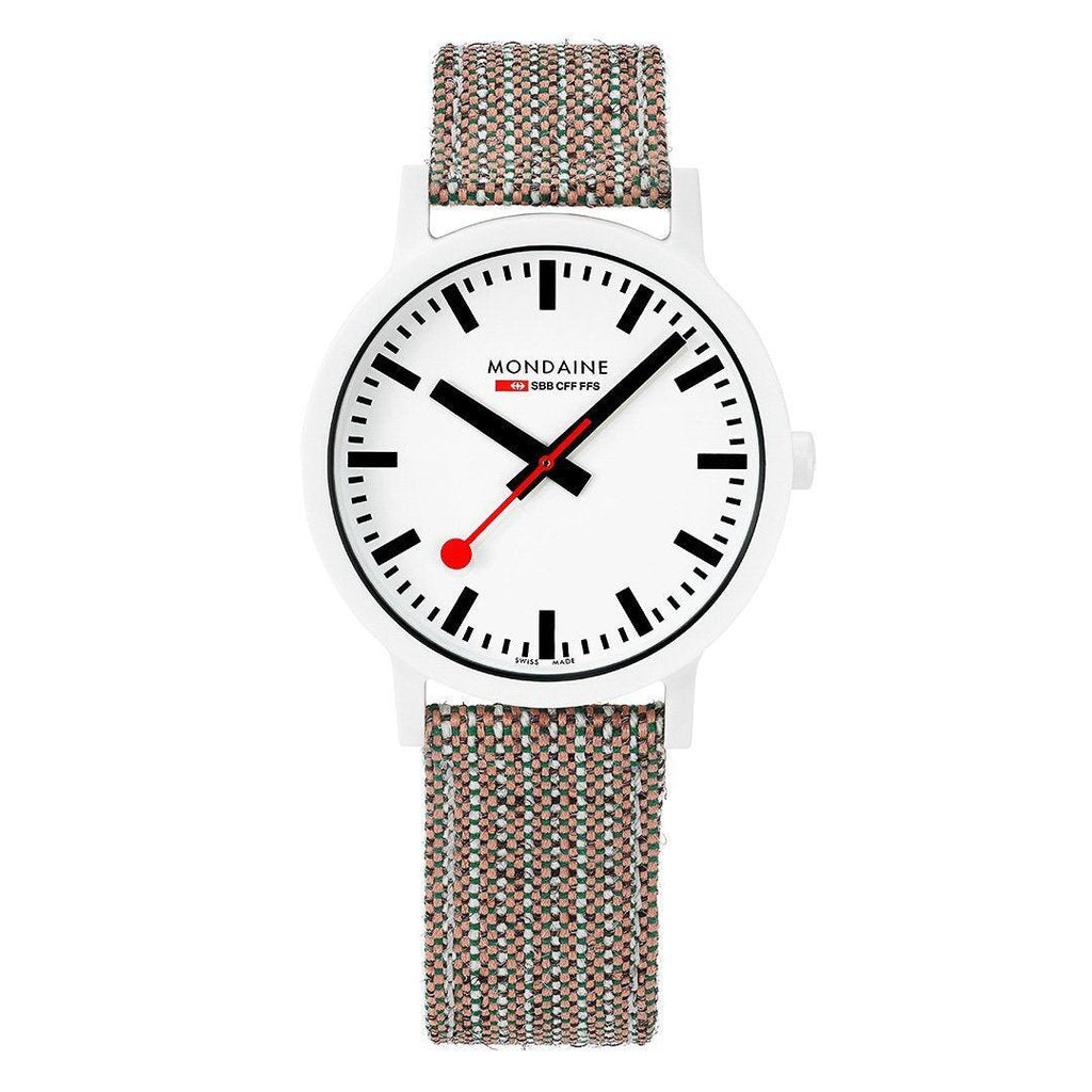 Mondaine Official Swiss Railways essence