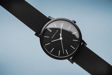 Load image into Gallery viewer, Bering True Aurora Mat Black Watch